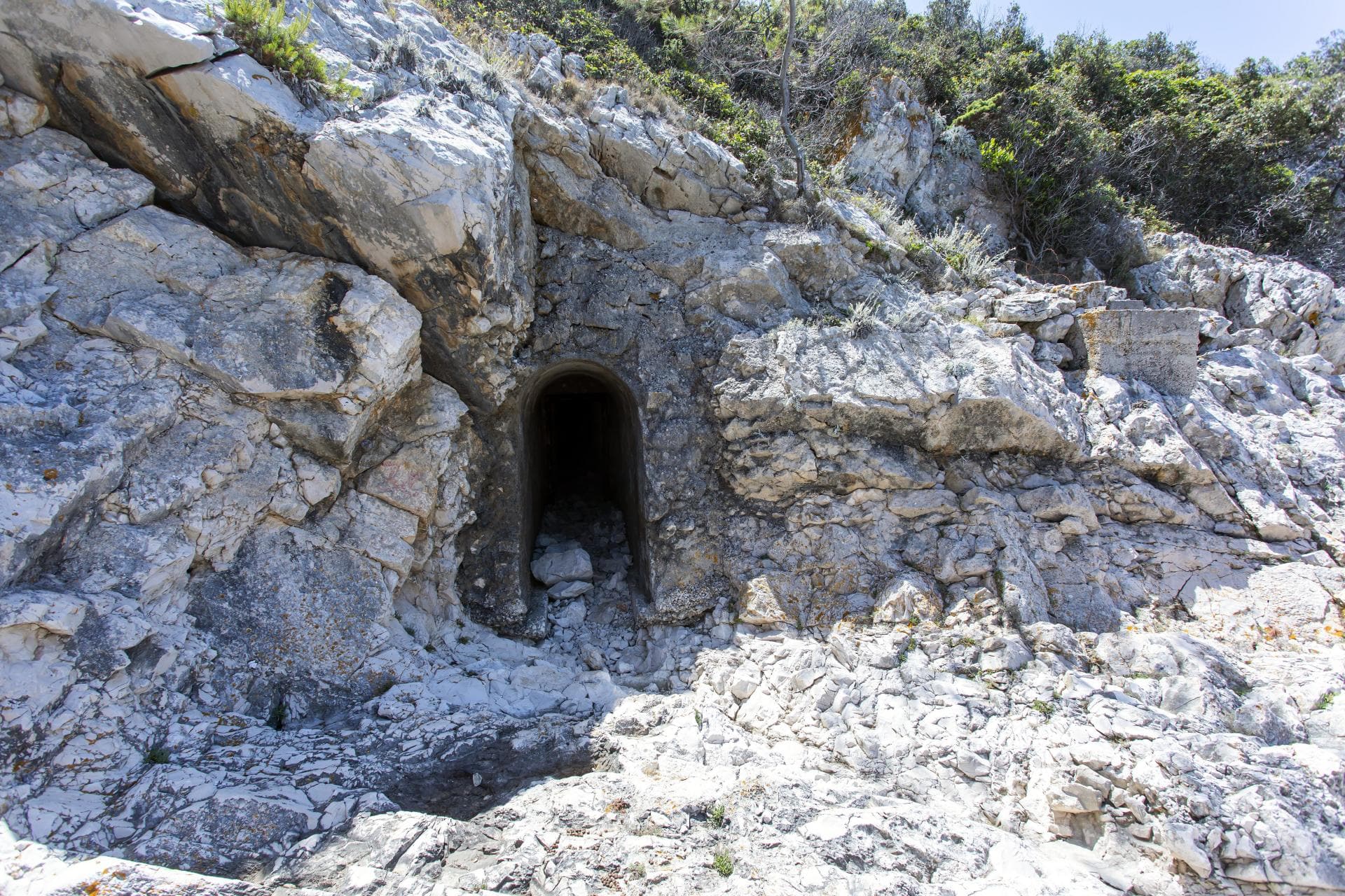 WWII Bunkers Šolta
