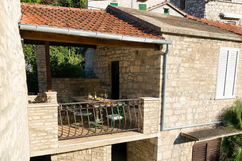 Terasa – Apartman Jovanka, Stomorska, Šolta